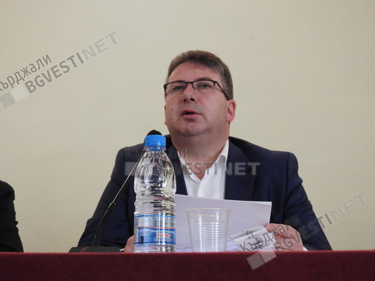 Излъчват онлайн заседанието на местния парламент на сайта на община Кърджали