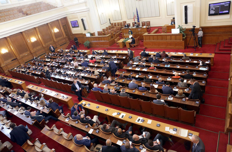 Парламентът отхвърли президентското вето върху промените в Закона за МВР