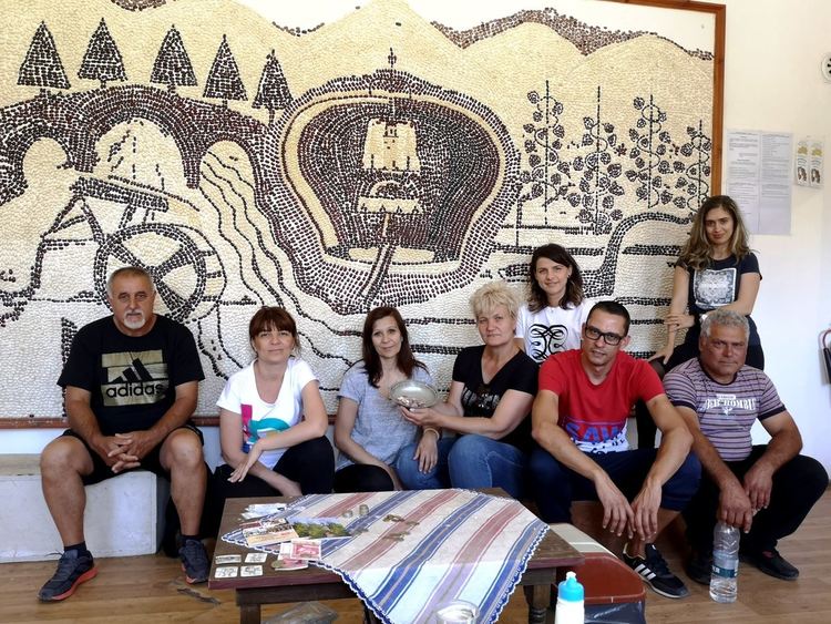 14  години и 21 500 "художници" правят фасулевото паното за Гинес в Смилян