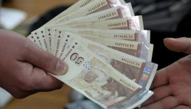 Инспекцията по труда състави 12 акта за месец, продължават проверки за трудови договори 