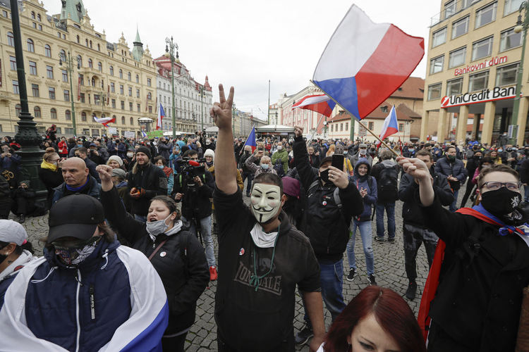 Протест срещу противоепидемичните мерки в Чехия