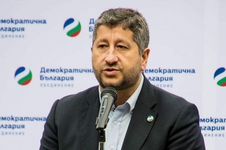 Демократична България ще се яви на вота в сегашния си формат - само трите формации