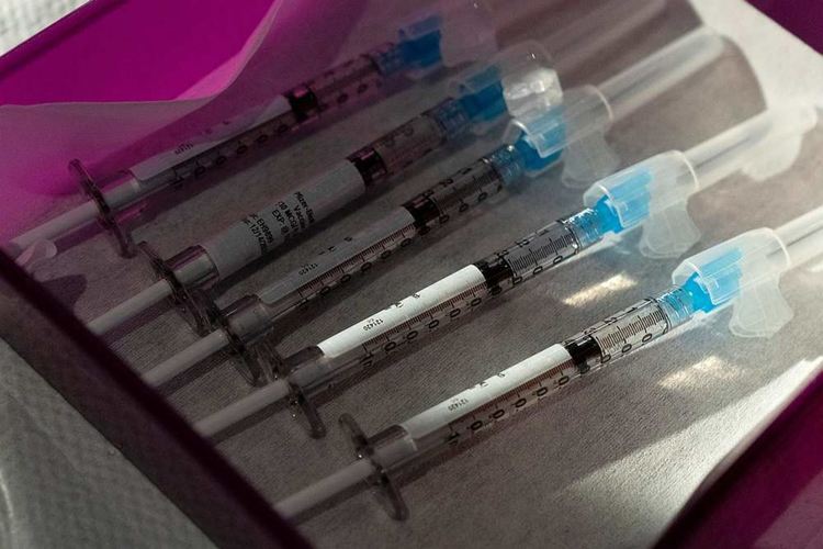 Откриват 318 ваксинационни пункта за масовата имунизация