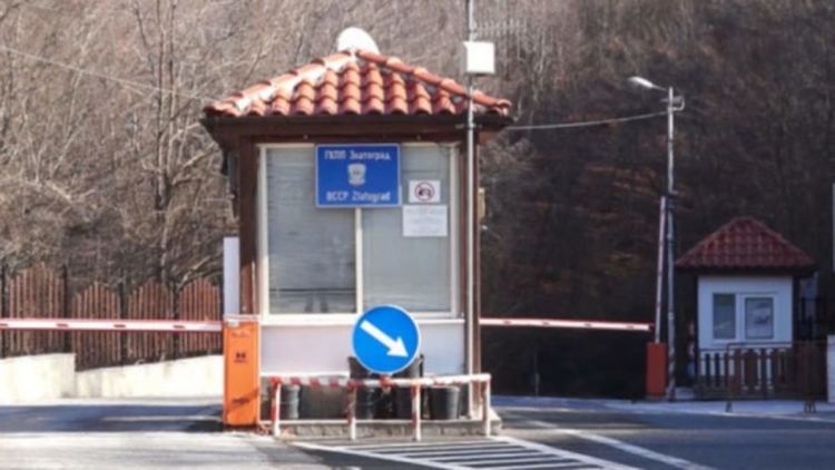 Спипаха смолянчанин с три хиляди стека цигари, конфискуваха камиона му