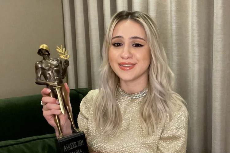 Мария Бакалова получава почетен "Аскеер" 