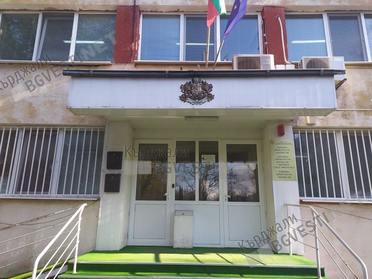 Окръжна прокуратура привлече като обвиняем синът на учителката от Кърджали,обвинен е в убийство