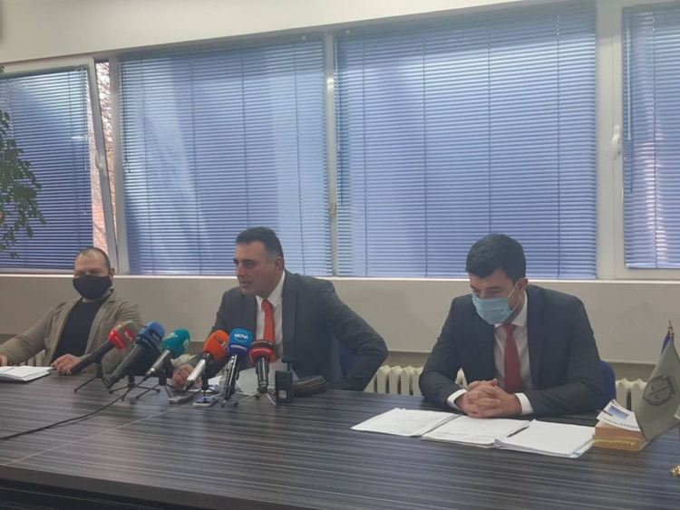 Разбиха схема за изпиране на милиони евро и щатски долари