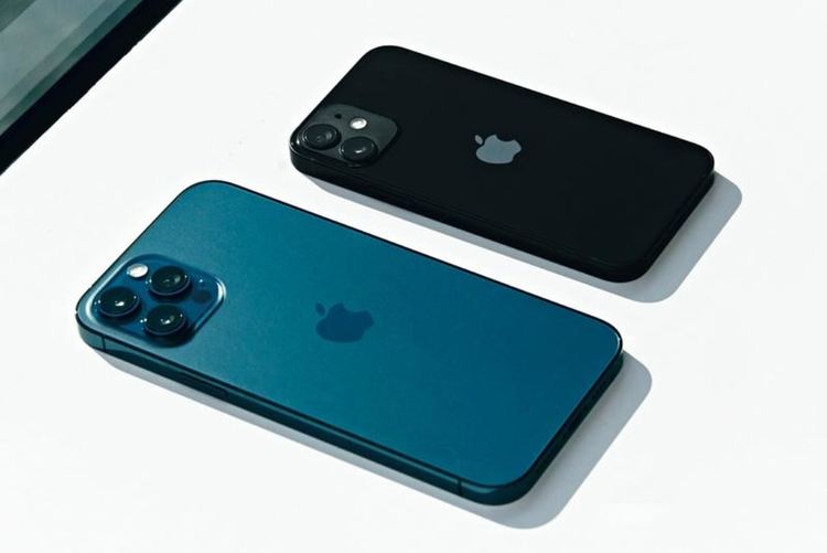 iPhone 13 Pro и iPhone 13 Pro Max ще имат 120 Hz дисплеи на Samsung