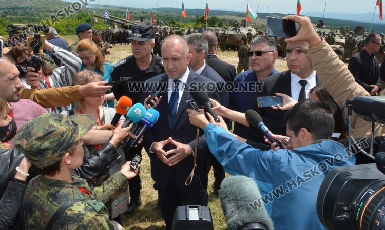 Президентът Радев разкритикува прокуратурата за българите със санкции от САЩ