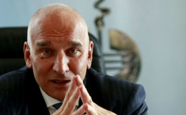 Защо банки спират предлагането на депозити и какво да правим със спестяванията си? Отговорите на Левон Хампарцумян