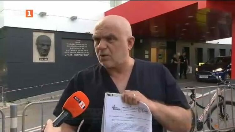 Д-р Стойчо Кацаров по собствено желание не е оставал да спи в "Пирогов", заяви лекуващият му лекар