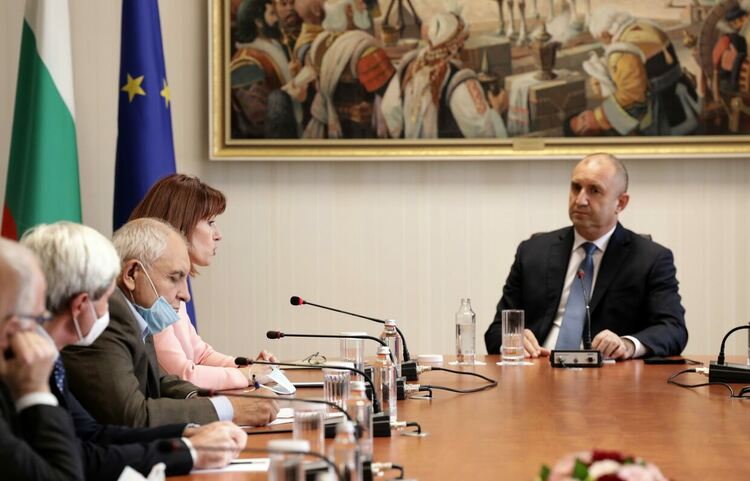 ЦИК се е подготвяла за отделни избори, но е готова и за избори 2 в 1