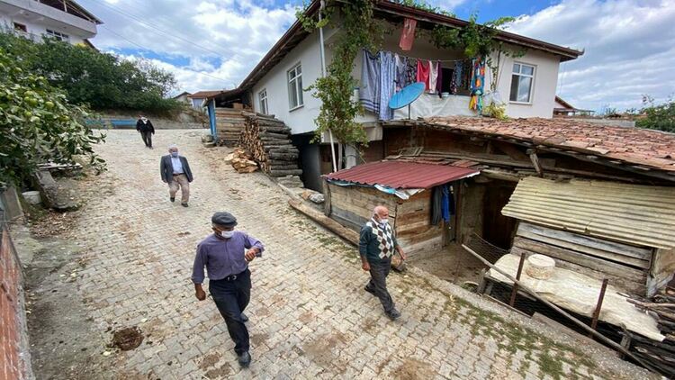 Турско село без нито един случай на COVID-19 досега спазва стриктни мерки срещу инфекцията