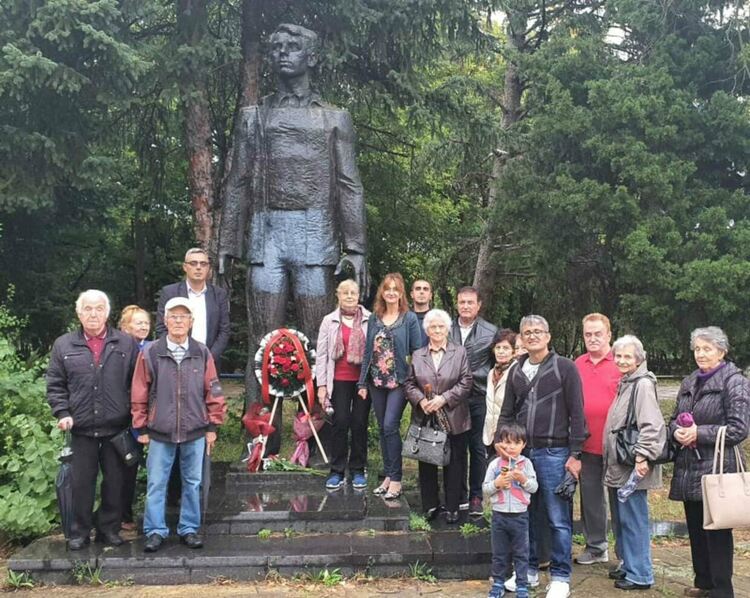 Социалистите в Кърджали почетоха Девети септември