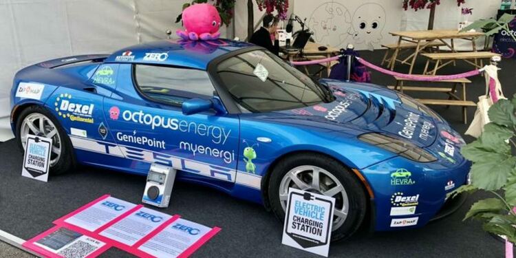 Tesla Roadster ще прекоси Великобритания, за да докаже издръжливостта на батериите