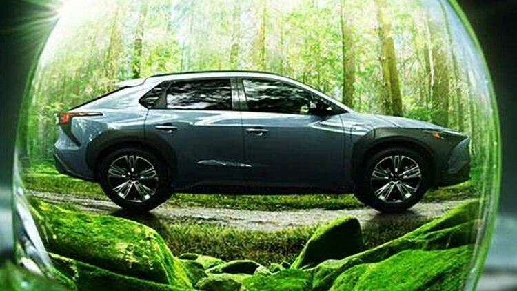 Електрическият кросоувър Subaru Solterra се появи на видео