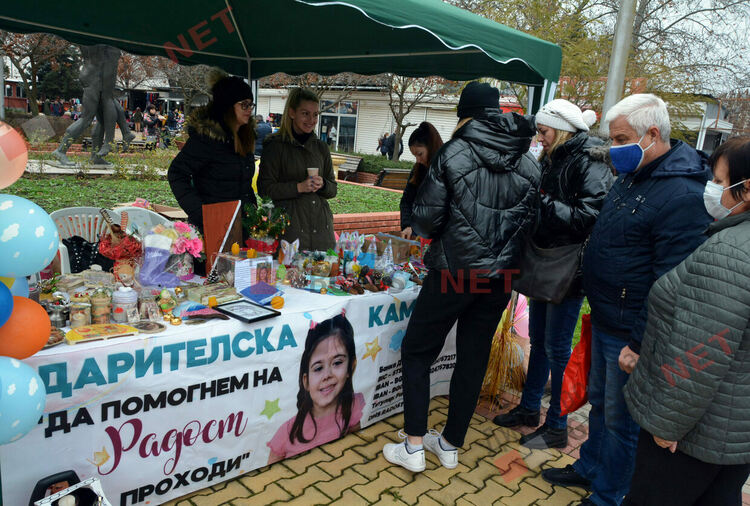 Второкласници сътвориха "Коледно чудо" за Радост