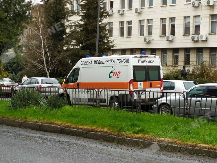 Блъснаха жена на пешеходна пътека във "Възрожденци"