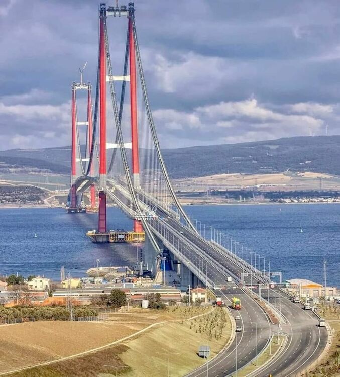 Турция откри най-дългия висящ мост в света - съкращава времето до морските си курорти с около 1 час