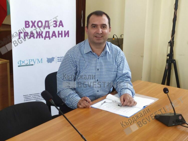 Зарибяват масово учениците от Кърджали с райски газ по заведенията,  следващата стъпка са наркотиците