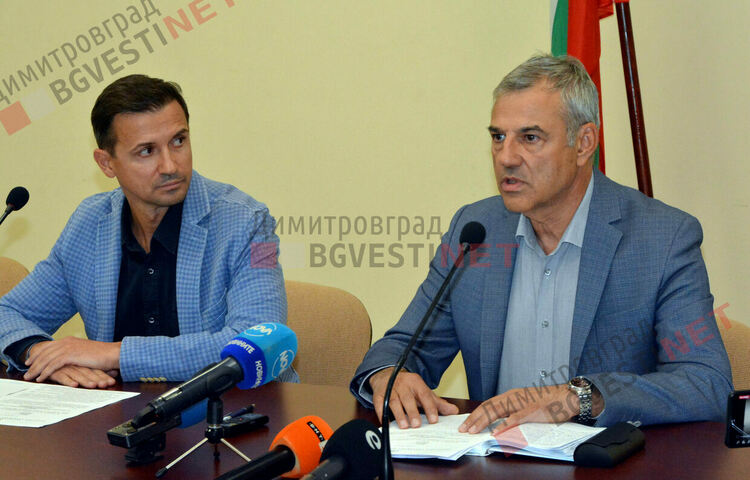 Областния управител Минко Ангелов е депозирал оставката си поради обвинения в корупция