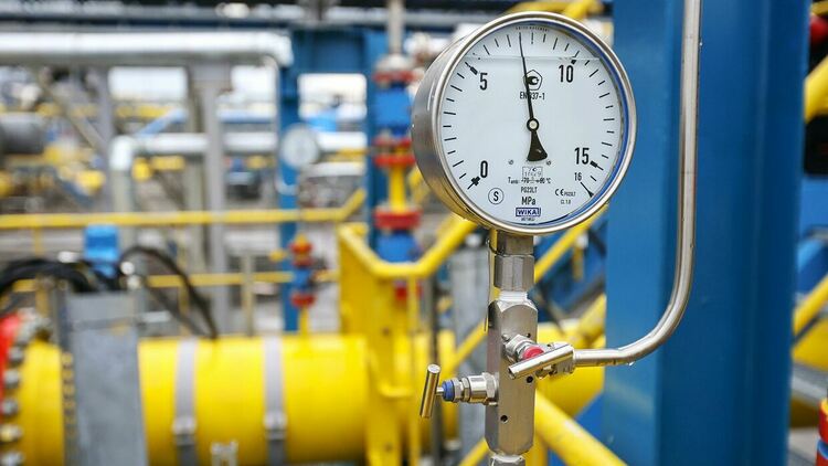 Манов: България може да осъди „Газпром“ за милиарди, друг въпрос е дали ще ги платят