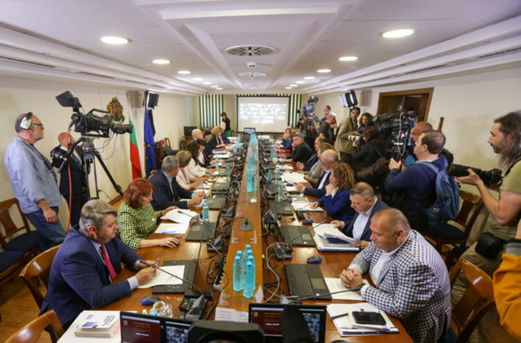 ВСС прие да изслуша Ясен Тодоров и Борислав Сарафов по второто искане за отстраняването на Гешев