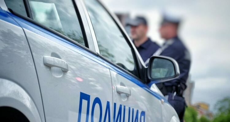 Задържаха 61-годишен чепеларец да шофира с 2.13 промила алкохол и дрогиран германец зад волана на  "Порше Кайен