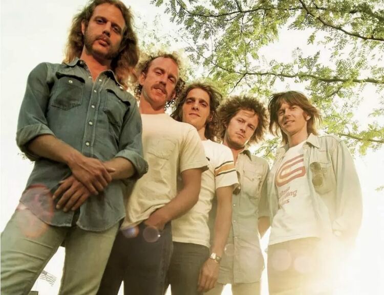 Започва съдебен процес за песента „Hotel California“ на Eagles