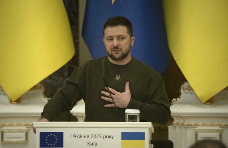 Володимир Зеленски посочи причините за напредъка на руските сили
