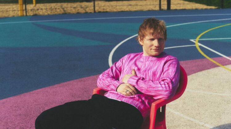 Ed Sheeran представи трогателното видео на новия си сингъл „Old Phone“