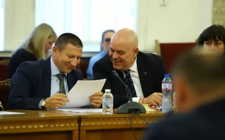 Днес изтича срокът, в който по закон Сарафов е и.ф. главен прокурор