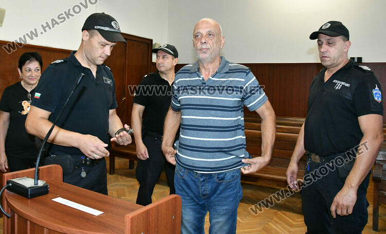 Задържаният с близо 200 кг марихуана признава вина и остава в ареста