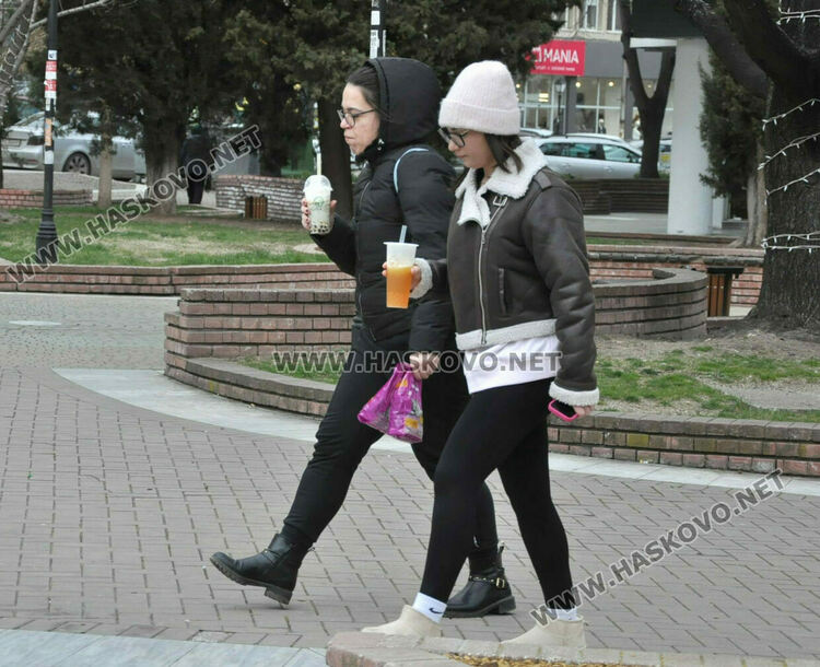 Слънчево и студено