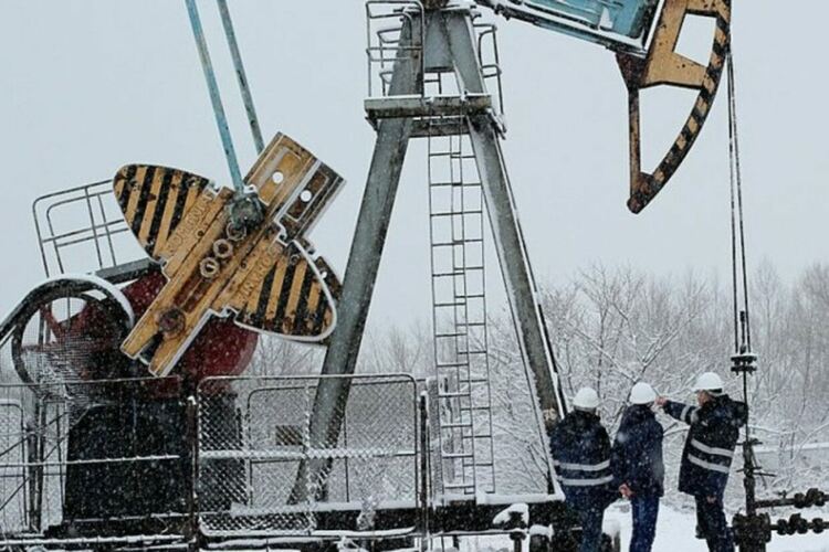Русия се дави в петрол: хранилищата за непродадени барели са на изчерпване